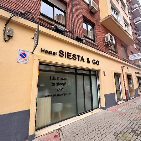 Hostel Siesta & Go มาดริด ภายนอก รูปภาพ